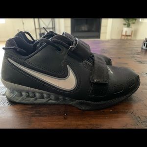 Nike Romaleos 2 black size 7